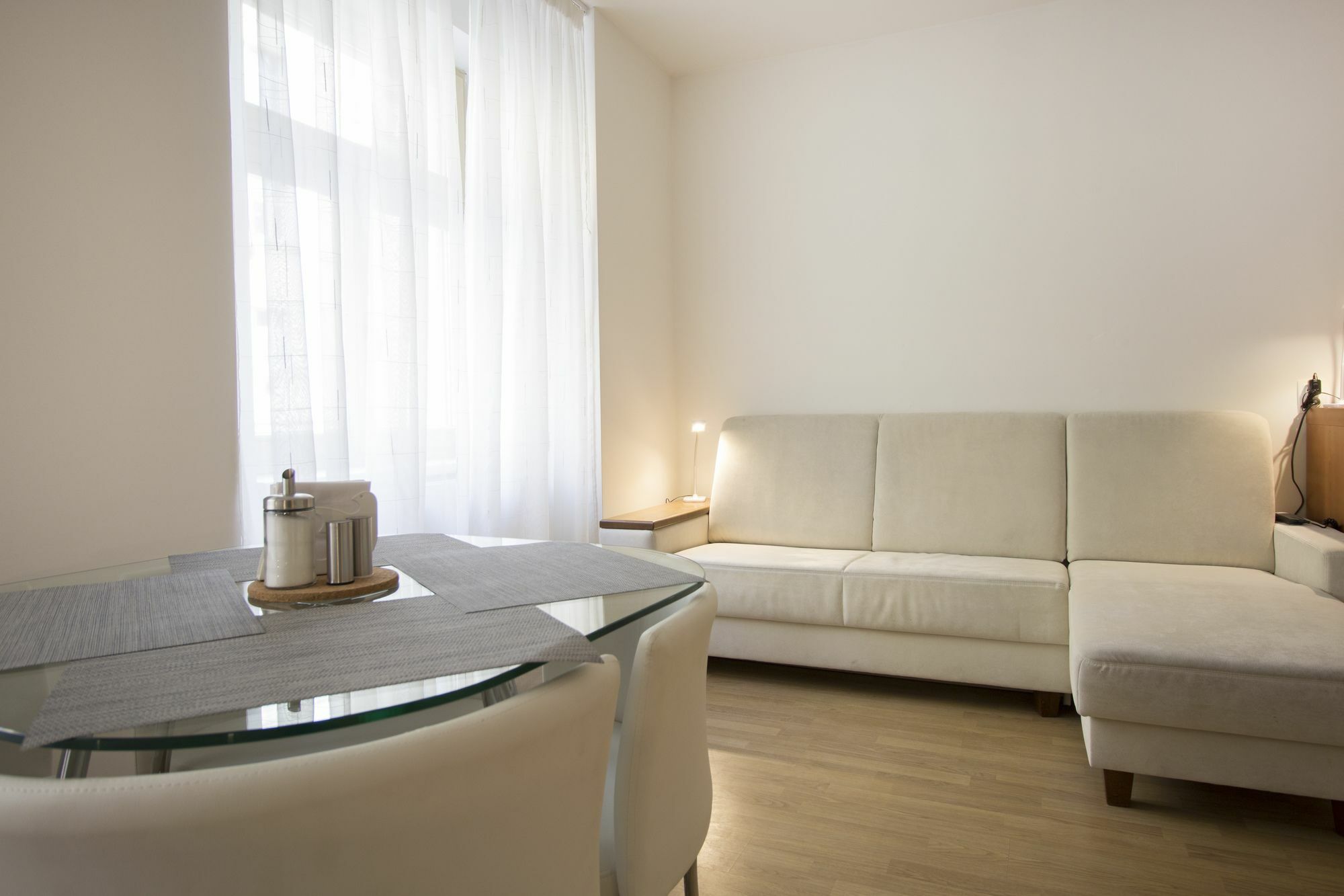 Luxurious Apartment Near Prague Castle Exterior photo